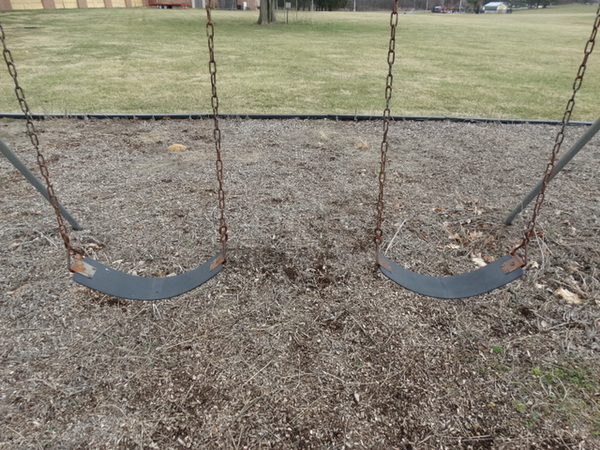 Metal 8 Swing Swingset; Missing 1 Swing Seat. BUYER MUST REMOVE. Item Is Located In Coatesville, PA - Winner Will Have Up To 2 Weeks To Remove. Address Will Be Given To the Winning Bidder After They Provide a Certificate of Insurance - Image 8 of 12