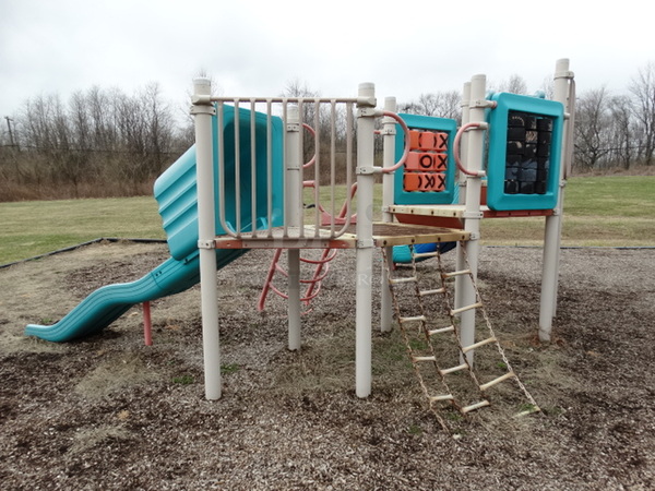 Gray and Blue Metal Playground Unit w/ 2 Slides, 2 Ladders and Tic Tac Toe. BUYER MUST REMOVE. Item Is Located In Coatesville, PA - Winner Will Have Up To 2 Weeks To Remove. Address Will Be Given To the Winning Bidder After They Provide a Certificate of Insurance - Image 6 of 11