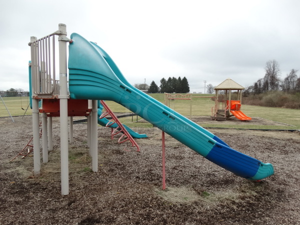 Gray and Blue Metal Playground Unit w/ 2 Slides, 2 Ladders and Tic Tac Toe. BUYER MUST REMOVE. Item Is Located In Coatesville, PA - Winner Will Have Up To 2 Weeks To Remove. Address Will Be Given To the Winning Bidder After They Provide a Certificate of Insurance - Image 10 of 11