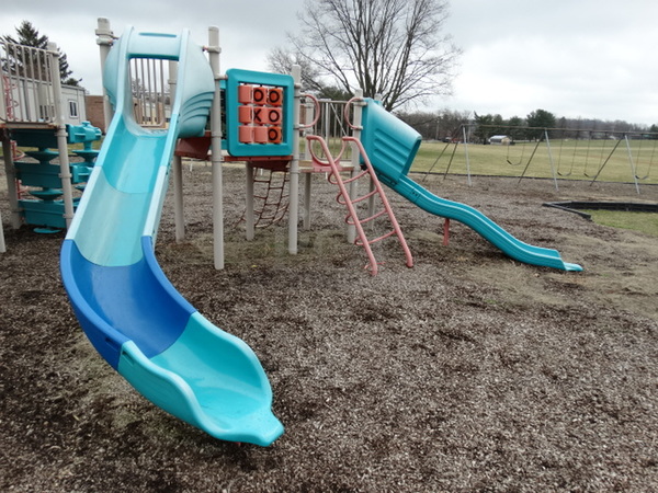 Gray and Blue Metal Playground Unit w/ 2 Slides, 2 Ladders and Tic Tac Toe. BUYER MUST REMOVE. Item Is Located In Coatesville, PA - Winner Will Have Up To 2 Weeks To Remove. Address Will Be Given To the Winning Bidder After They Provide a Certificate of Insurance - Image 11 of 11