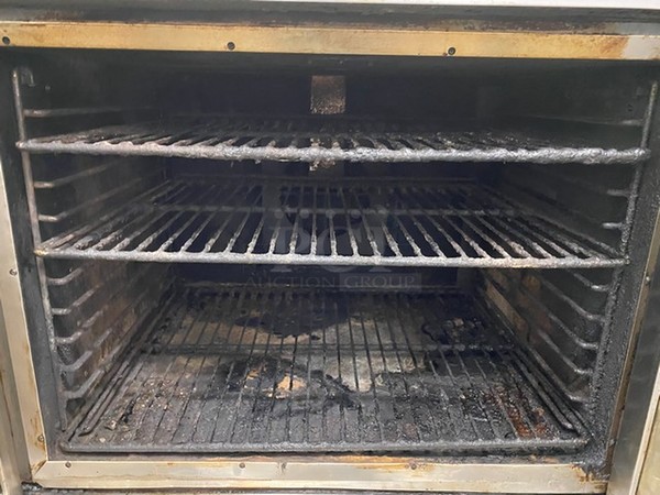 GORGEOUS! Hobart Stainless Steel Commercial Gas Powered Full Size Convection Oven w/ View Through Doors, Metal Oven Racks and Thermostatic Controls on Metal Legs. 40x32x58 - Image 4 of 5