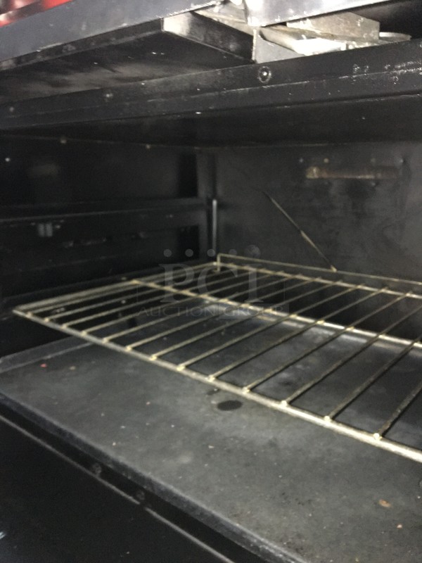 FABULOUS! Vulcan Commercial Natural Gas Powered 4 Burner Stove! With Right Side Flat Griddle! With Backsplash & Overhead Salamander Shelf! With 2 Full Size Oven Underneath! All Stainless Steel! On Legs! - Image 10 of 12
