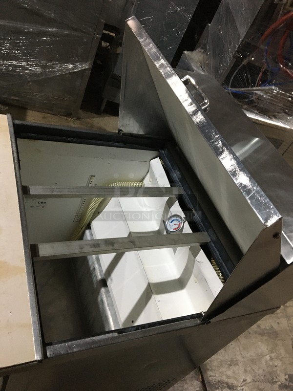 True Commercial Refrigerated Sandwich Prep Table! With Underneath Storage Space! With Commercial Cutting Board! Model TSSU2712MC Serial 7136604! 115V 1Phase! On Commercial Casters! - Image 7 of 10