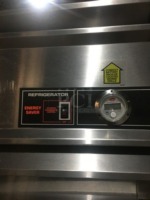 Victory 4 Door Reach In Cooler! With Built In Pan Rack Shelves! Model RS2DS7HDR22 Serial R9433V429! On Legs!  - Image 9 of 10