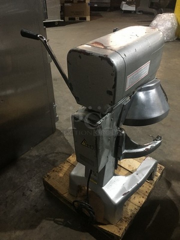 Thunderbird 20 Quart Planetary Mixer! Model ARM02 Serial 0616336! 115V 1 Phase!  - Image 4 of 10