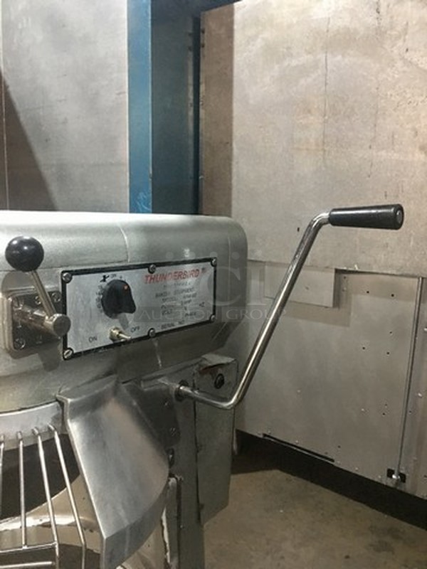 Thunderbird 20 Quart Planetary Mixer! Model ARM02 Serial 0616336! 115V 1 Phase!  - Image 6 of 10