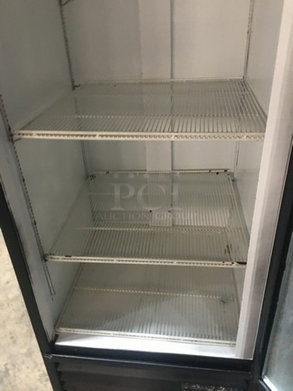 Beverage Air One Glass Door Reach In Cooler Merchandiser! Serial 6357465! 115V 1 Phase!  - Image 6 of 9