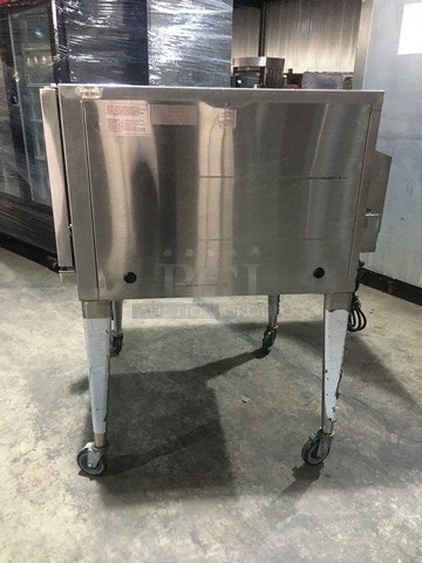 WOW! Blodgett Hydrovection Natural Gas Powered Combi Convection! Smart Touch Technology! All S.S.! On Legs With Casters! Model HV100G Serial 031017K074T!  - Image 3 of 10