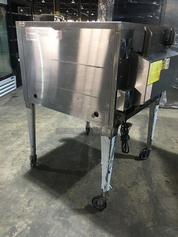 WOW! Blodgett Hydrovection Natural Gas Powered Combi Convection! Smart Touch Technology! All S.S.! On Legs With Casters! Model HV100G Serial 031017K074T!  - Image 4 of 10