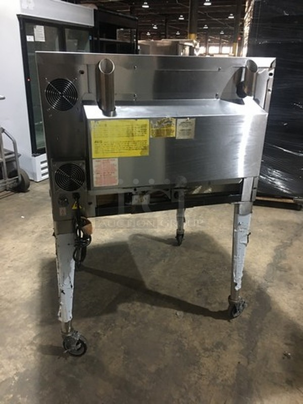 WOW! Blodgett Hydrovection Natural Gas Powered Combi Convection! Smart Touch Technology! All S.S.! On Legs With Casters! Model HV100G Serial 031017K074T!  - Image 5 of 10
