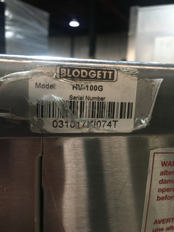 WOW! Blodgett Hydrovection Natural Gas Powered Combi Convection! Smart Touch Technology! All S.S.! On Legs With Casters! Model HV100G Serial 031017K074T!  - Image 9 of 10