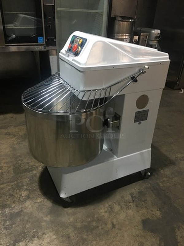 Sweet! Commercial Floor Model 1 1/2 Bag Spiral Mixer! Model HS60! 220V 1 Phase! Tested & Working! Please Call Or Text 646-245-6779 For Video!   - Image 2 of 10