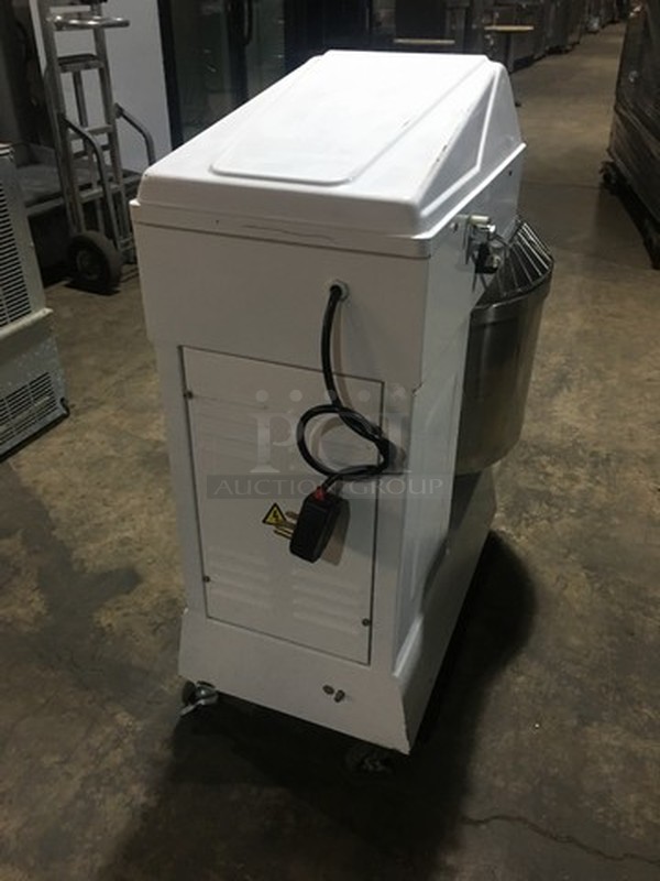 Sweet! Commercial Floor Model 1 1/2 Bag Spiral Mixer! Model HS60! 220V 1 Phase! Tested & Working! Please Call Or Text 646-245-6779 For Video!   - Image 4 of 10