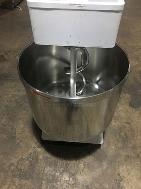 Sweet! Commercial Floor Model 1 1/2 Bag Spiral Mixer! Model HS60! 220V 1 Phase! Tested & Working! Please Call Or Text 646-245-6779 For Video!   - Image 5 of 10