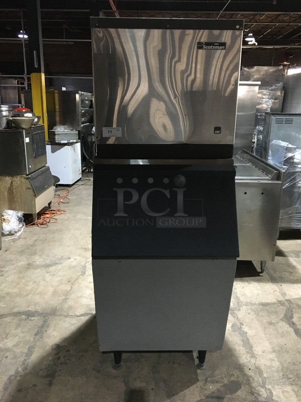 Scotsman Commercial Ice Making Machine! On Ice Bin! All Stainless Steel! Model CME256AS1E Serial 58781512D! 115V 1Phase! On Legs! 2 X Your Bid! Makes One Unit!