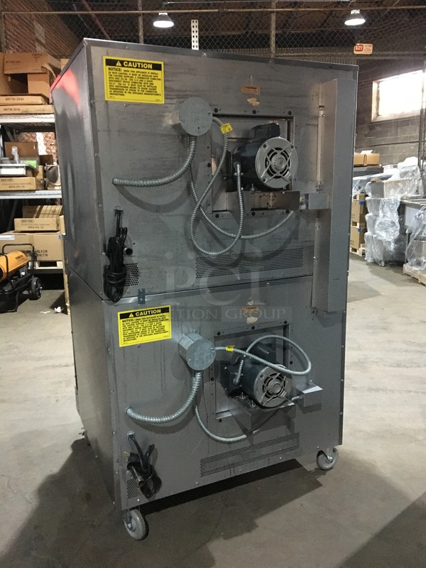 WOW! Vulcan Commercial Natural Gas Powered Double Deck Convection Oven! With View Through Doors! All Stainless Steel! Model VC6GDSEFCAM Serial 481588923! On Commercial Casters! 2 X Your Bid! Makes One Unit! - Image 3 of 10