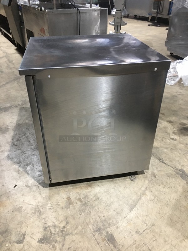 Delfield Commercial Single Door Lowboy! All Stainless Steel! Model 406STAR4 Serial 07051520011783! 115V 1Phase! On Commercial Casters! - Image 3 of 8
