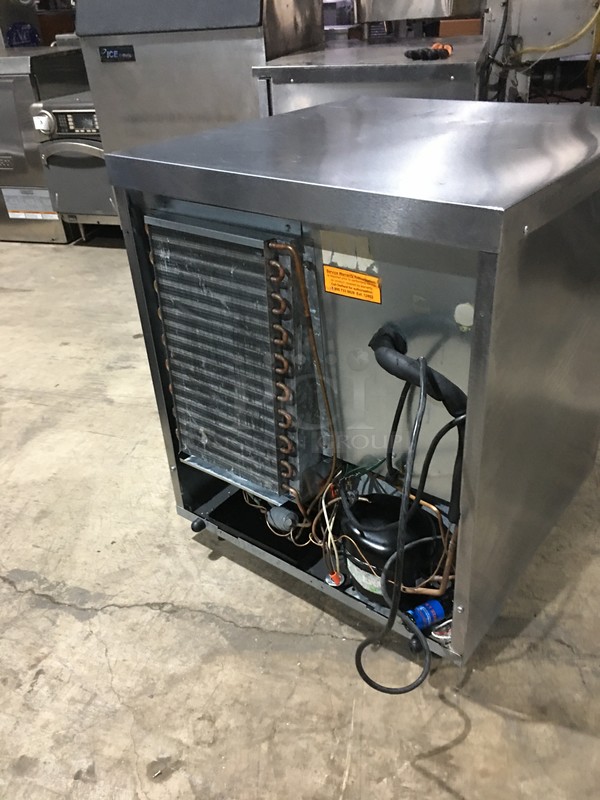 Delfield Commercial Single Door Lowboy! All Stainless Steel! Model 406STAR4 Serial 07051520011783! 115V 1Phase! On Commercial Casters! - Image 4 of 8