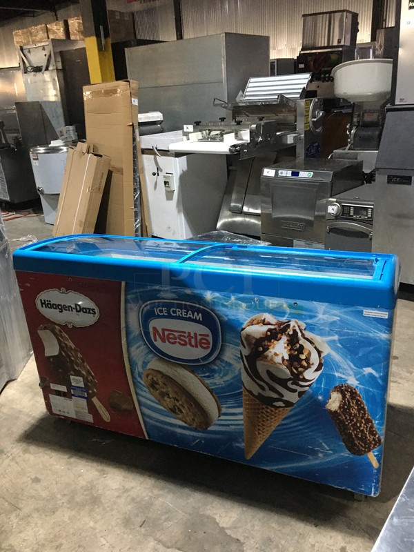 AHT Commercial Reach In Display Freezer! With 2 Sliding Top Doors! - Image 4 of 5