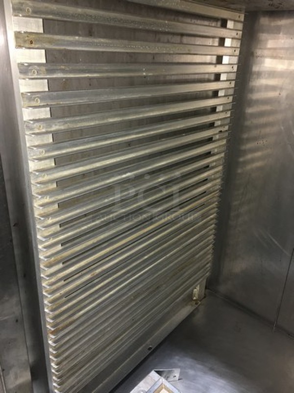 Great! Carter Hoffman Stainless Steel Enclosed Food Warming/Proofing Cabinet! Holds Full Size Sheet Pans! Model PH1825 Serial 22360880200156734L15! On Casters!  - Image 6 of 9