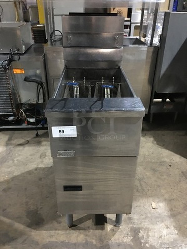 Nice! Pitco 4 Burner Natural Gas Powered Deep Fat Fryer! With Metal Frying Baskets! Model SG14! On Legs! 