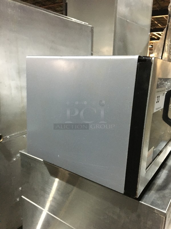 Panasonic Commercial Countertop Microwave Oven! All Stainless Steel! With View Through Door! Model NE1054T! 120V 1Phase! - Image 3 of 9