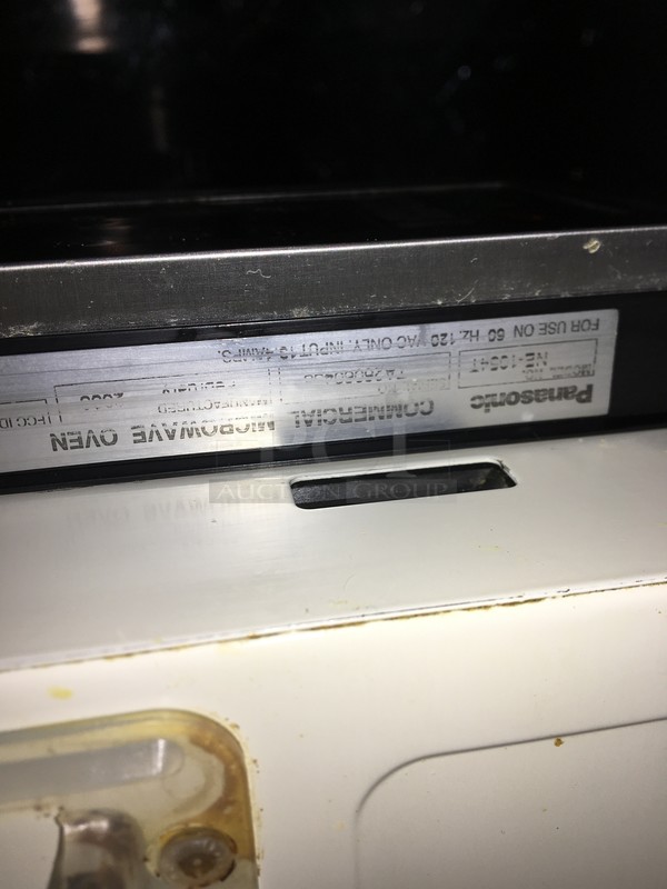 Panasonic Commercial Countertop Microwave Oven! All Stainless Steel! With View Through Door! Model NE1054T! 120V 1Phase! - Image 7 of 9