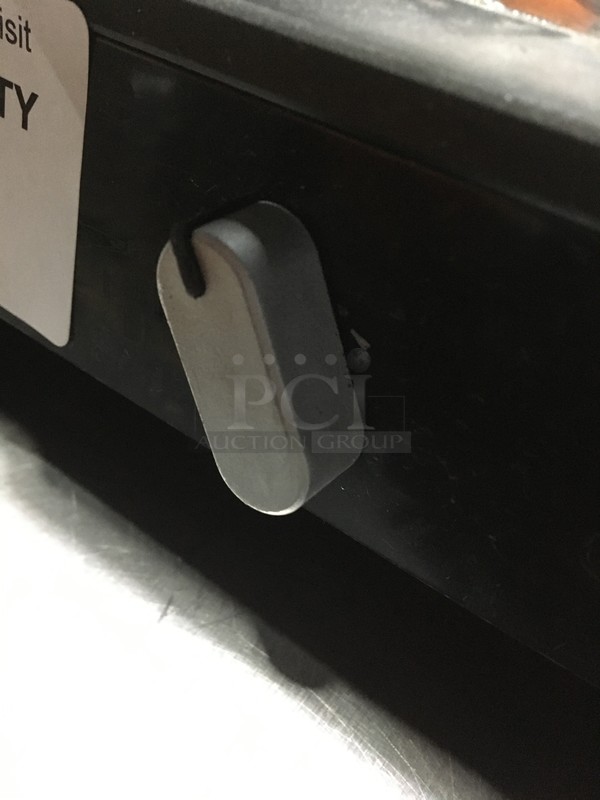 Philips Countertop Smokeless Grill! With Handles! Model HD6371! 120V! - Image 6 of 8