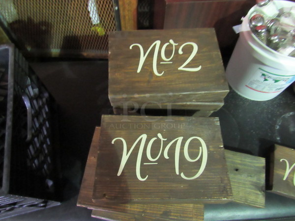 One Lot Of 19 Wooden Décor. 8X5.5