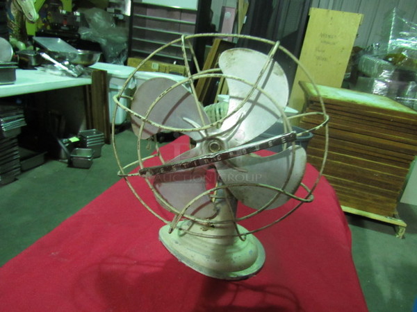One VINTAGE Westinghouse Fan. No Plug.