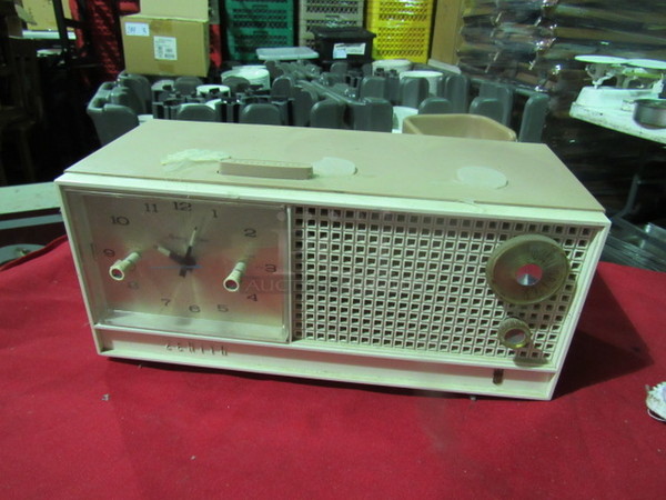 One VINTAGE Zenith Radio With Memory Timer. 35 Watt.