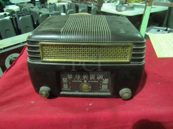 One Vintage General Electric Radio. Model# 202. 45 Watt.