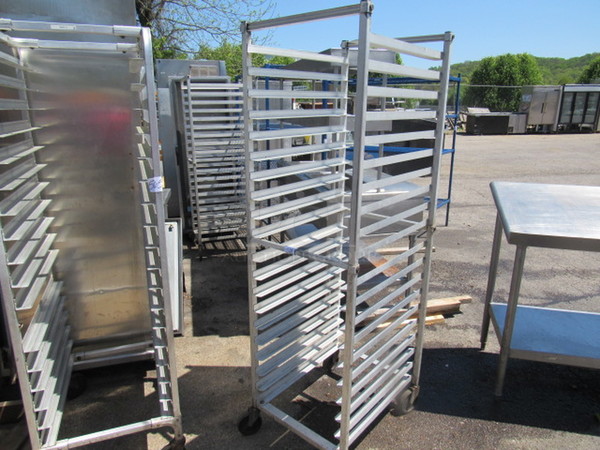 One Aluminum Speed Rack On Commercial Casters, 20.5X26X69