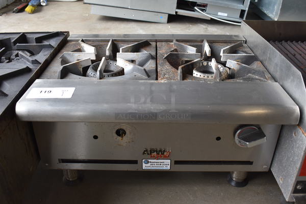 NICE! APW Wyott Stainless Steel Commercial Countertop Gas Powered 2 Burner Range. 25x20x14


