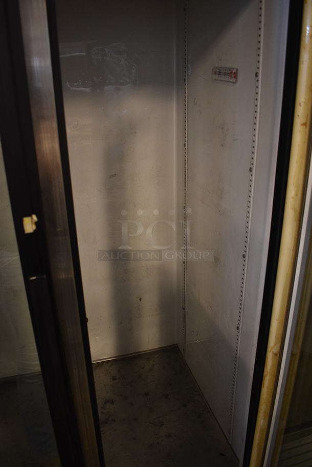 GREAT! 2011 True Model GDM-35EM ENERGY STAR Metal Commercial 2 Door Reach In Cooler Merchandiser. 115 Volts, 1 Phase. 39.5x31x79. Tested and Working! - Image 6 of 6