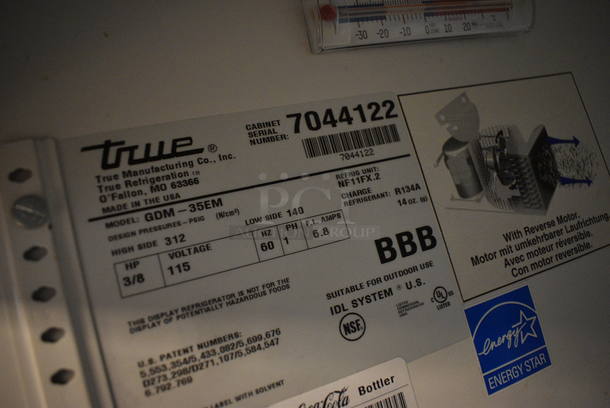 GREAT! 2011 True Model GDM-35EM ENERGY STAR Metal Commercial 2 Door Reach In Cooler Merchandiser. 115 Volts, 1 Phase. 39.5x31x79. Tested and Working! - Image 4 of 6