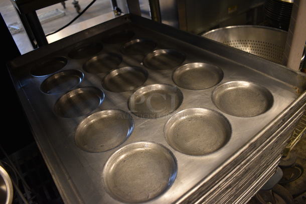 4 Metal 15 Bun Baking Pan. 18x26x1. 4 Times Your Bid! - Image 2 of 4