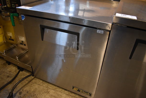 GREAT! 2014 True Model TUC-27-LP ENERGY STAR Stainless Steel Commercial Single Door Work Top Cooler on Commercial Casters. 115 Volts, 1 Phase. 27.5x30x32. Tested and Working! - Image 2 of 6