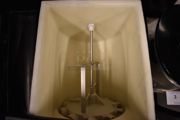 SWEET! Manitowoc SerVend Model M-45 Stainless Steel Commercial Countertop Ice Machine and Dispenser. 115 Volts, 1 Phase. 15x28x29. Unit Was Working When Removed - Image 7 of 7