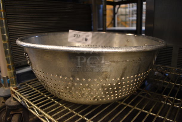 Metal Colander. 16x16x7 - Image 3 of 3
