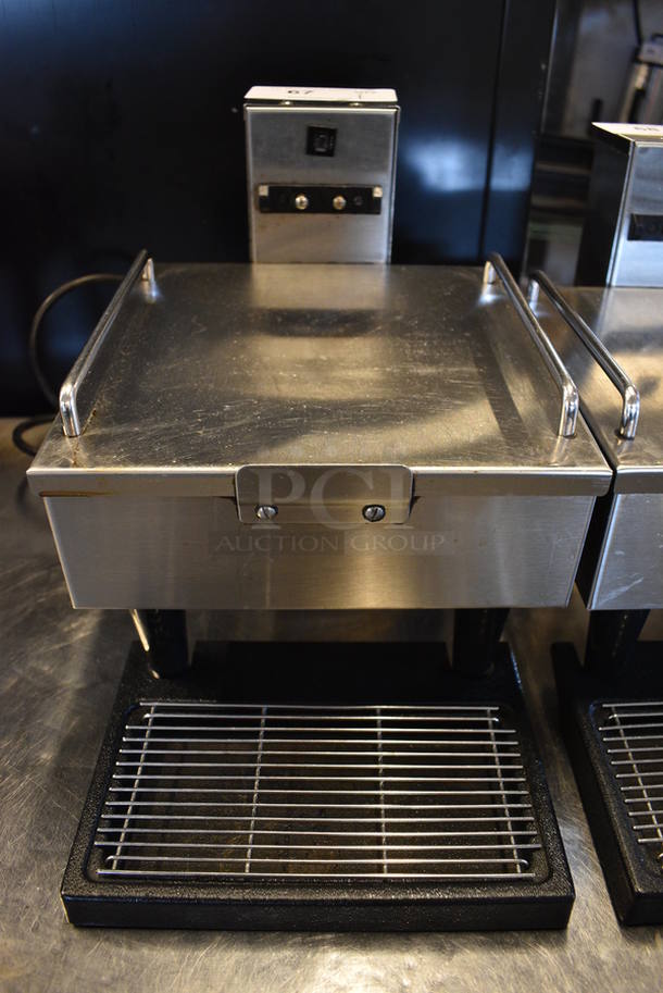 NICE! 2014 Bunn Model 1SH STAND Stainless Steel Commercial Countertop Coffee Server Stand w/ Drip Tray. 120 Volts, 1 Phase. 10x18x11.5. Tested and Working!