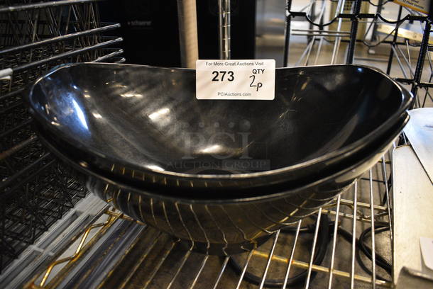 2 Poly Black Bowls. 13.5x9x5.5. 2 Times Your Bid! - Image 1 of 3
