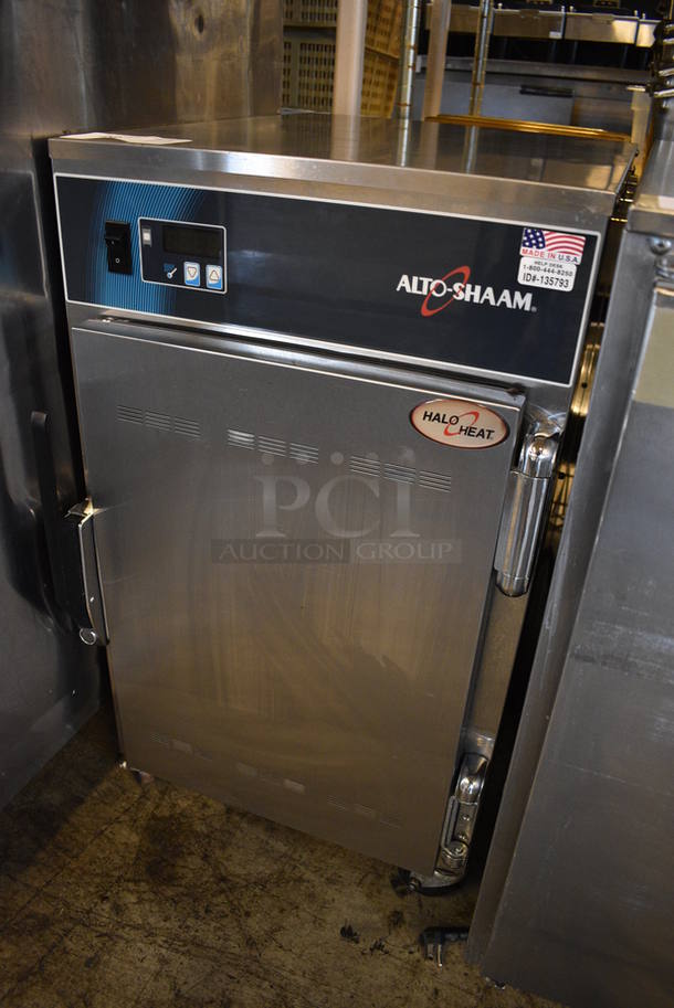 SWEET! 2014 Alto Shaam Model 500-S Stainless Steel Commercial Holding Cabinet on Commercial Casters. 120 Volts, 1 Phase. 18x25x32. Tested and Working! - Image 2 of 7