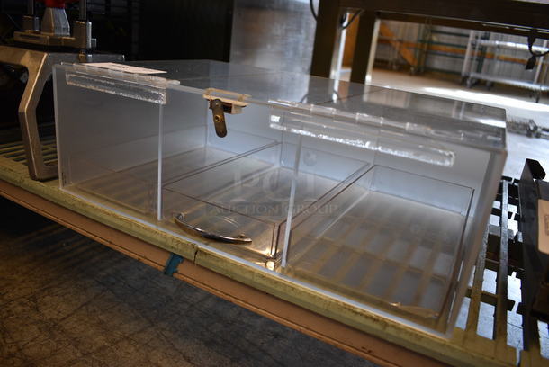 Clear Poly 3 Compartment Bin. 19x13x6.5 - Image 3 of 3