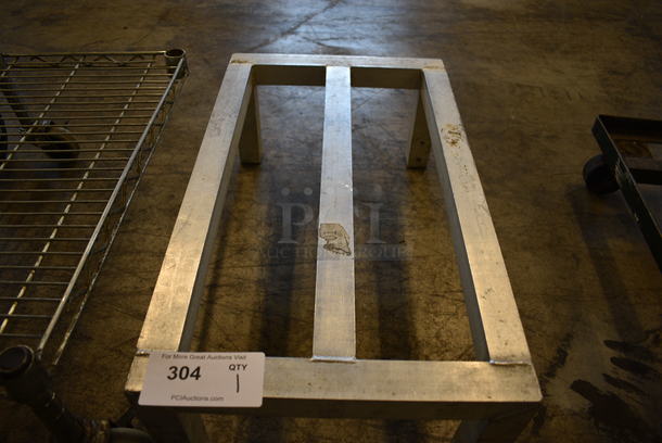 Metal Dunnage Rack. 24x14x8 - Image 2 of 3