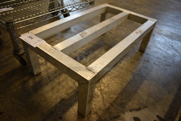 Metal Dunnage Rack. 24x14x8 - Image 3 of 3