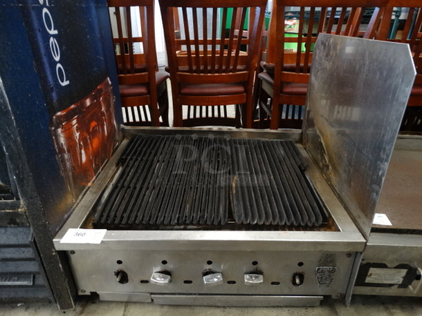NICE! Wolf Stainless Steel Commercial Countertop Gas Powered Charbroiler Grill w/ Right Side . 31x28x13