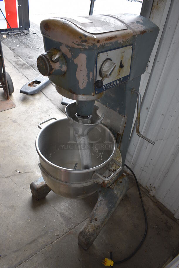FANTASTIC! Hobart Model D-300 Metal Commercial Floor Style 30 Quart Planetary Mixer w/ Stainless Steel Mixing Bowl and Dough Hook. 208 Volts, 1 Phase. 21x22x46