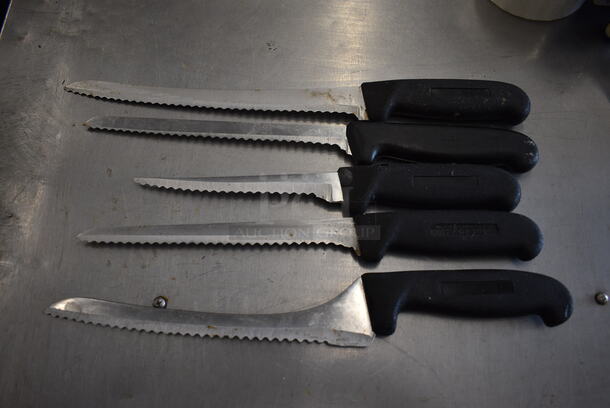 5 SHARPENED Metal Serrated Knives. Includes 13