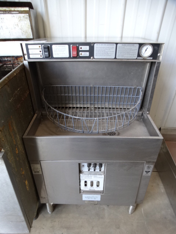 WOW! Perlick Model PKBR24 Stainless Steel Commercial Glass Washer. 120 Volts, 1 Phase. 24x24x39
